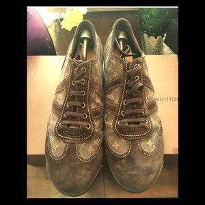 Men’s LV monograms shoes. 10.5